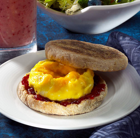 フラットベリーダイエット：電子レンジ卵サンドイッチ