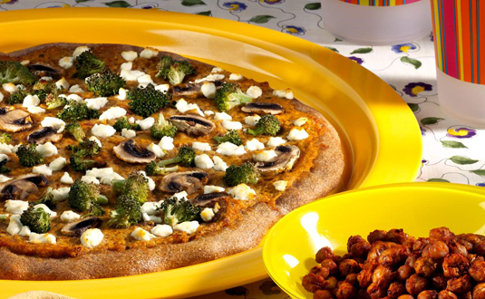 白豆とトマトのペストピザ