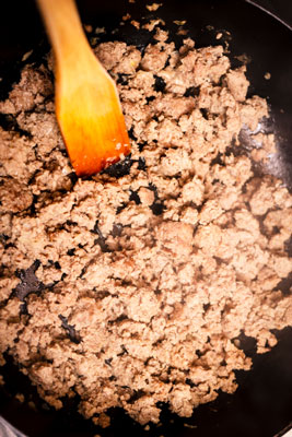 キャベツとりんごでキャラウェイポークを作る方法